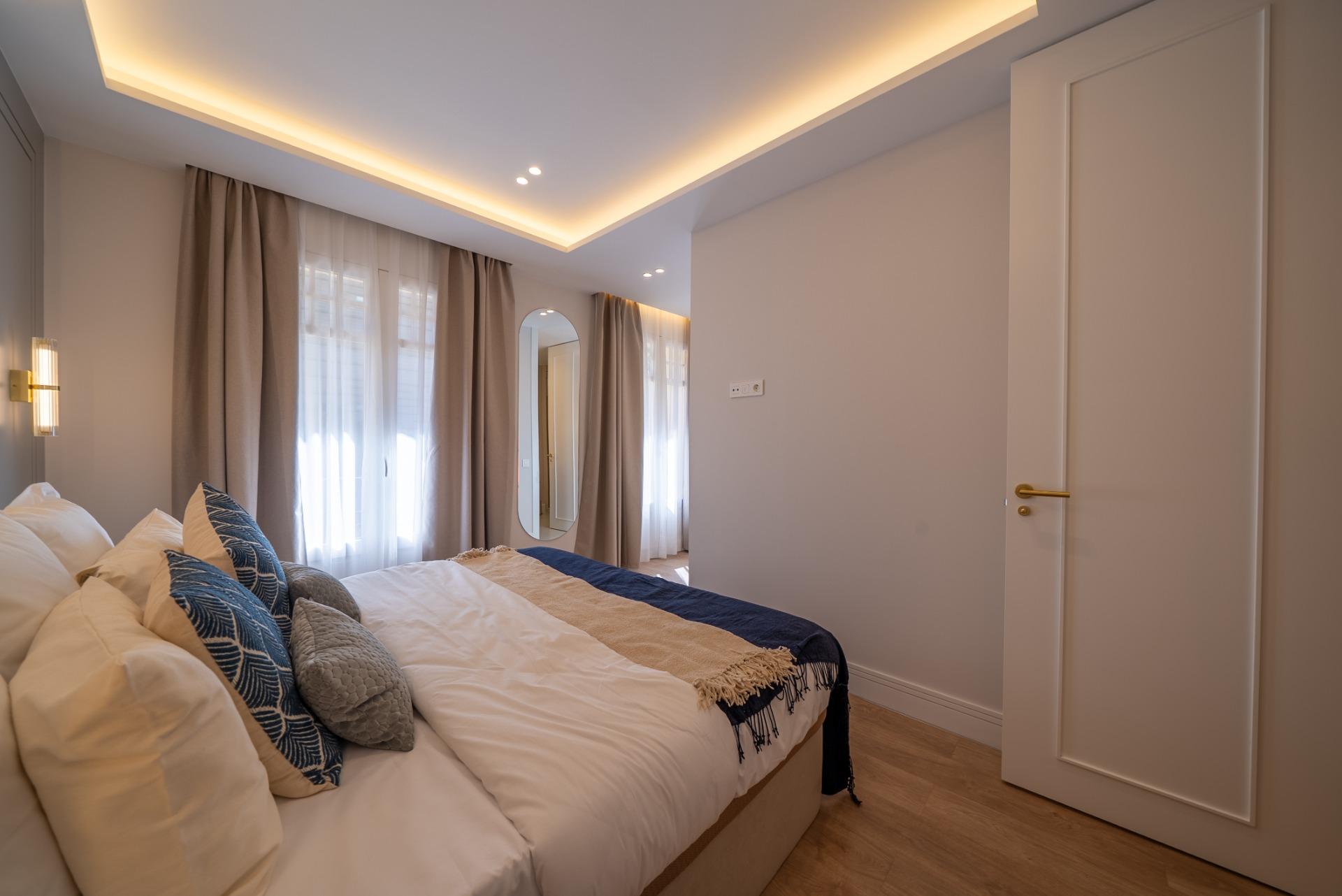 LUXURY APPARTMENT FOR SALE IN GOYA, SALAMANCA DISTRICT