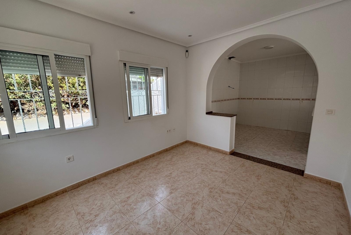 FABULOSA VILLA REFORMADA ESTILO MEDITERRÁNEO EN CIUDAD QUESADA