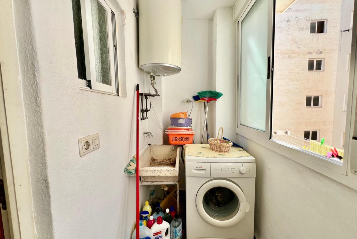 ESPACIOSO APARTAMENTO DE 3 HABITACIONES + PARKING + TRASTERO EN PLANTA 7 CON VISTAS AL MA