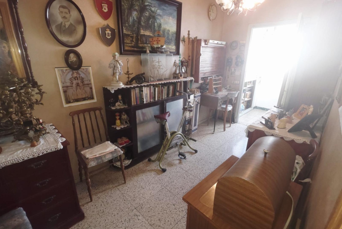 Magnifica vivienda en pleno centro de Alicante con ascensor y garaje, junto al Corte Inglés