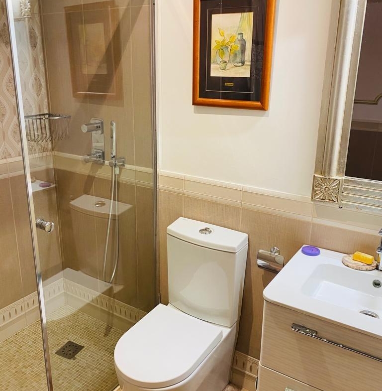 Mediterranean villa a few minutes drive from the beach