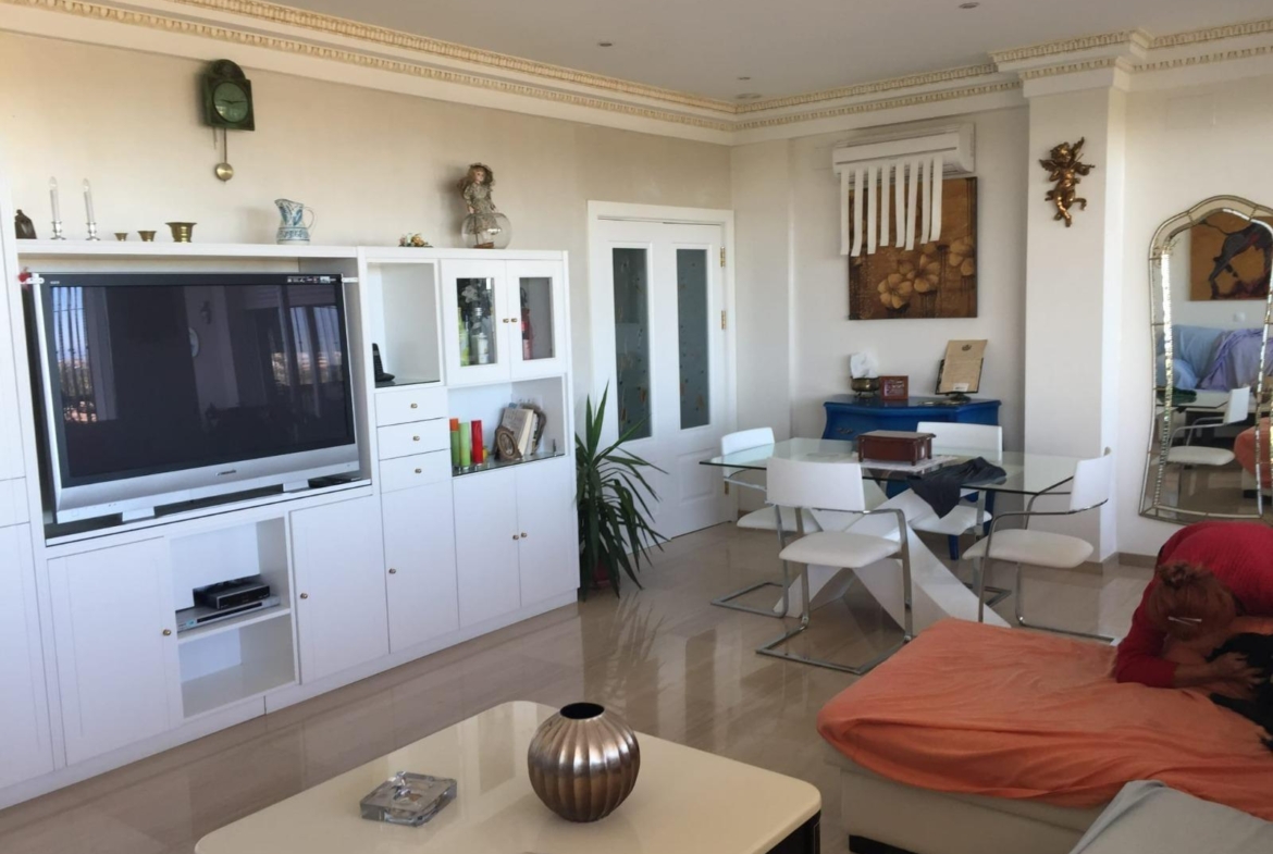 Villa de lujo en Picassent — Urbanización El Pinar 3