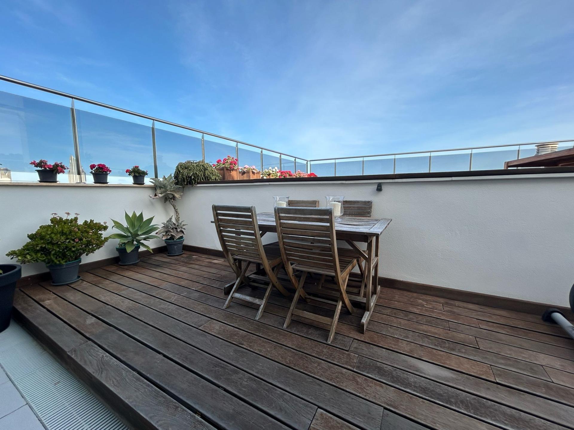 2-27-85 Luxe Penthouse in Cala de Finestrat: Een droom aan de Middellandse Zee