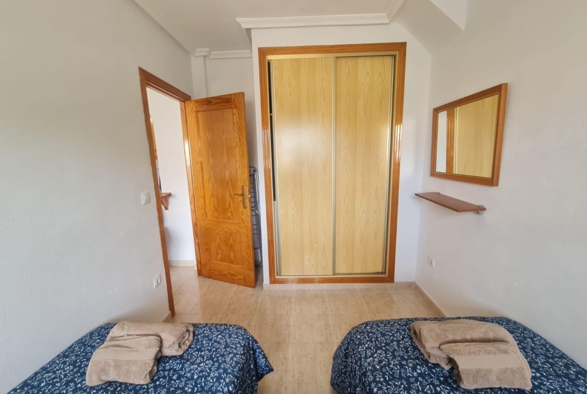 BUNGALOW PLANTA ALTA CON SOLÁRIUM EN ORIHUELA COSTA, ZENIAMAR I.