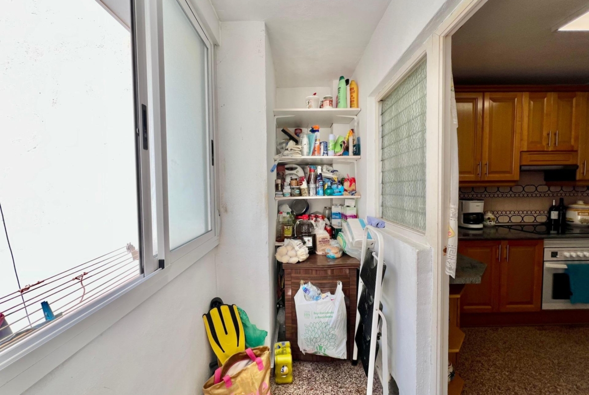 ESPACIOSO APARTAMENTO DE 3 HABITACIONES + PARKING + TRASTERO EN PLANTA 7 CON VISTAS AL MA