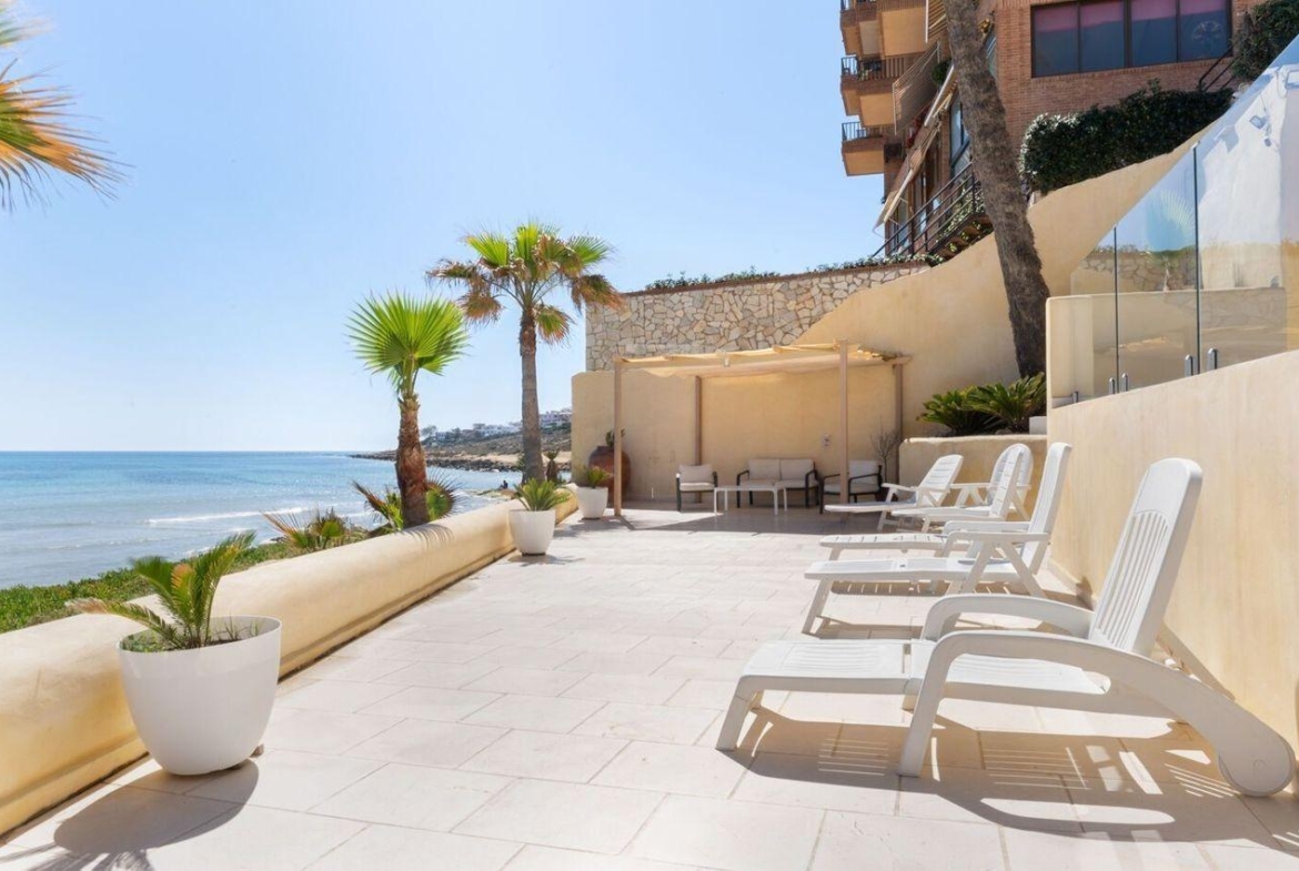 LUXURY VILLA OP HET ZAND IN CABO DE LAS HUERTAS