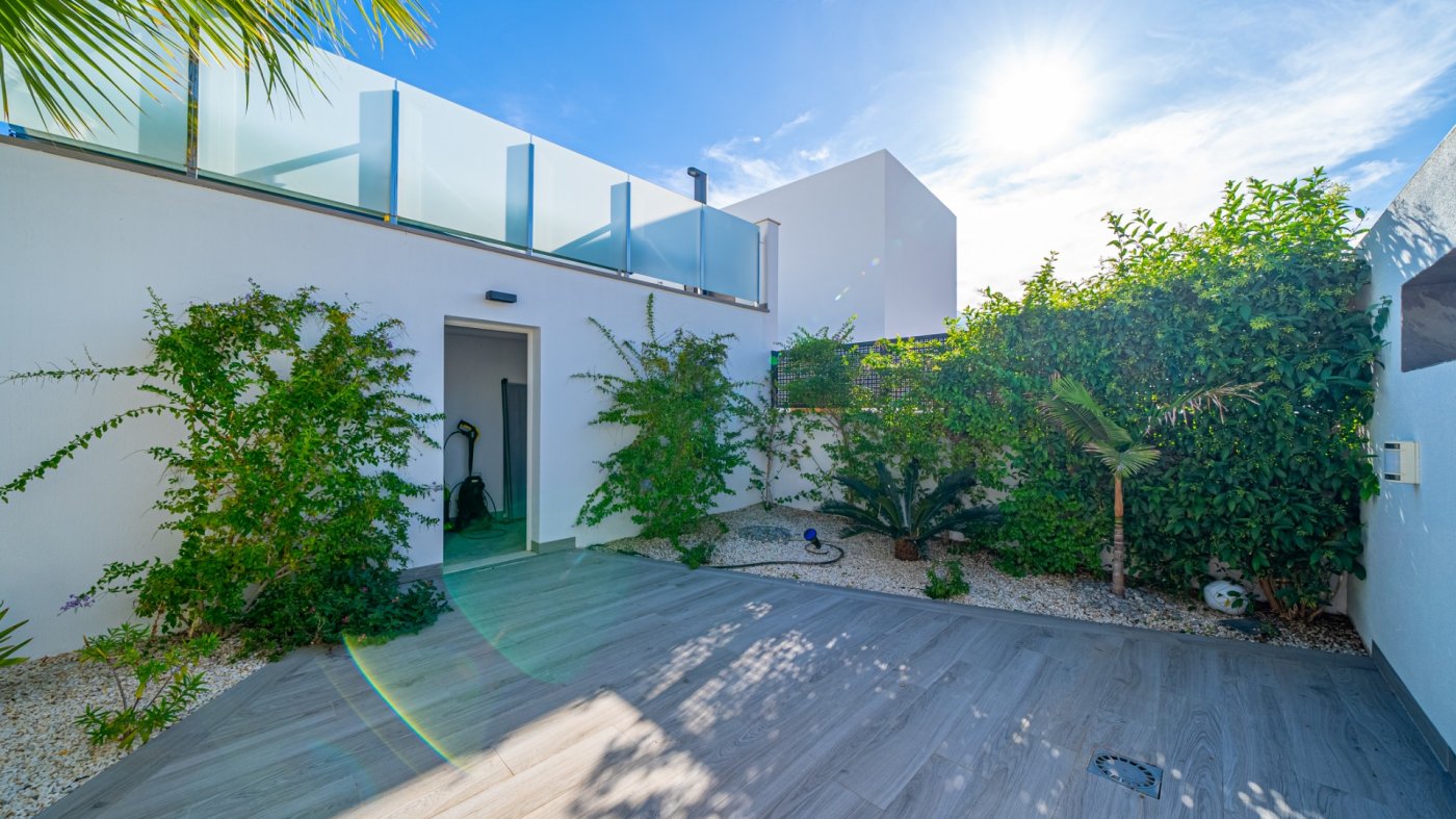 VILLA DE LUJO EN VENTA EN FINESTRAT – BALCON DE FINESTRAT
