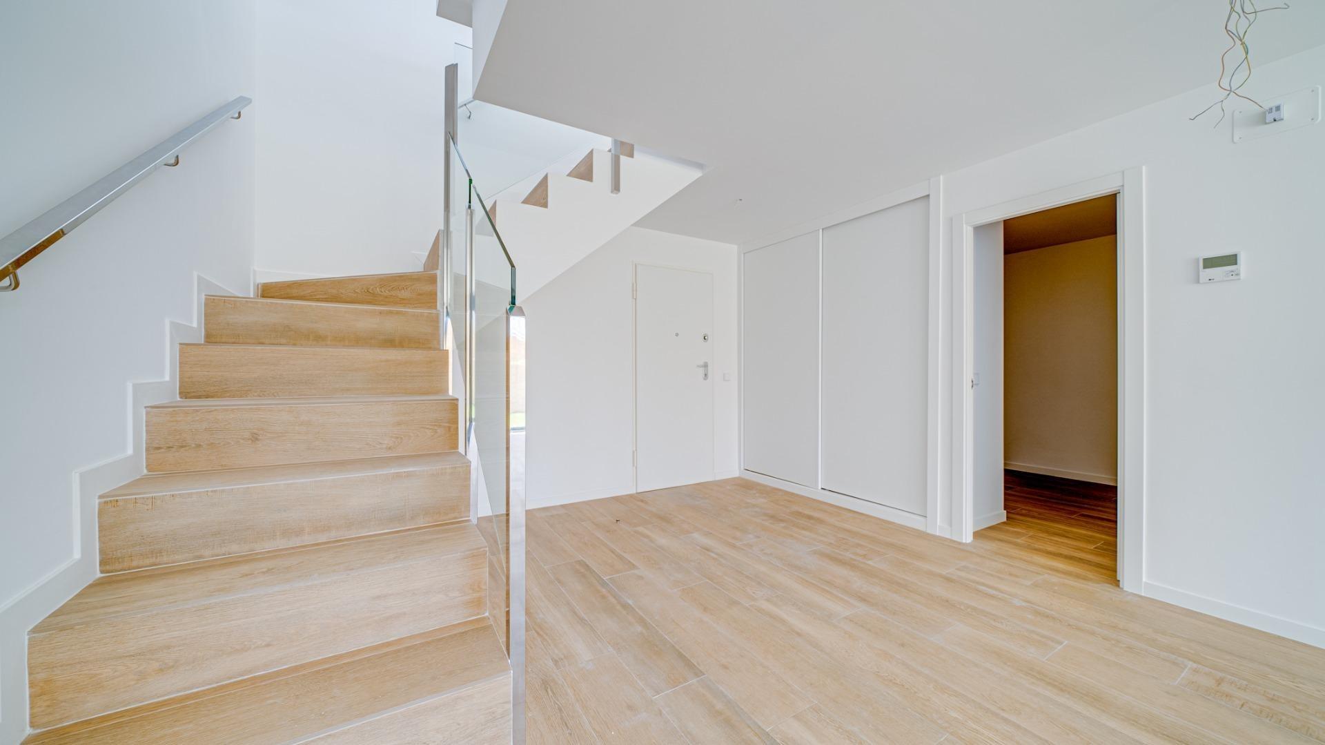2-28-20 New spacious duplex in Finestrat.
