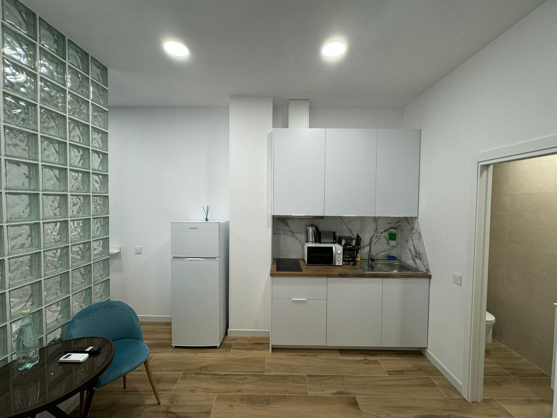 2-28-42 EDIFICIO EN VENTA EN ALICANTE CON LICENCIA TURISTICA – CAROLINAS BAJAS