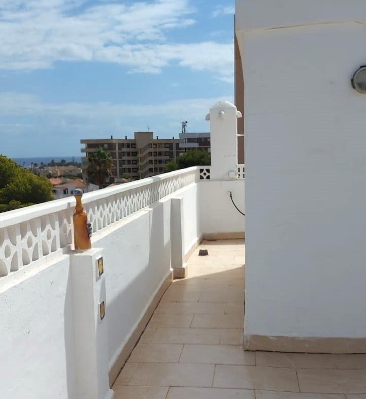 Spectacular Penthouse in La Zenia, Orihuela Costa – Sea Views and Steps from the Beach