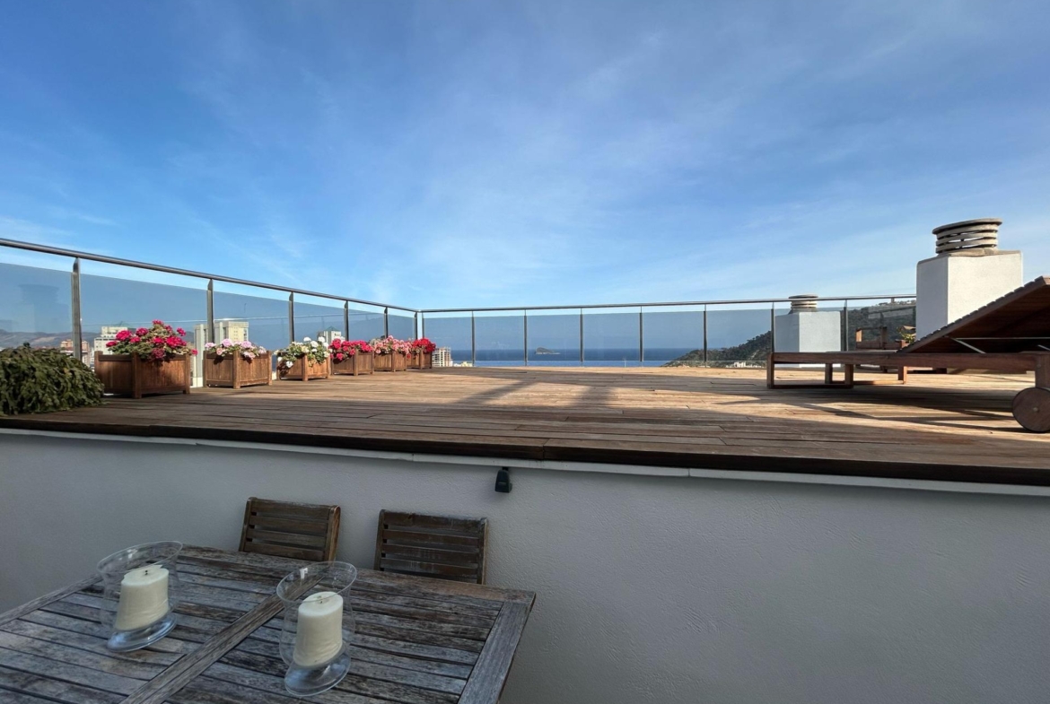 Luxe Penthouse in Cala de Finestrat: Een droom aan de Middellandse Zee