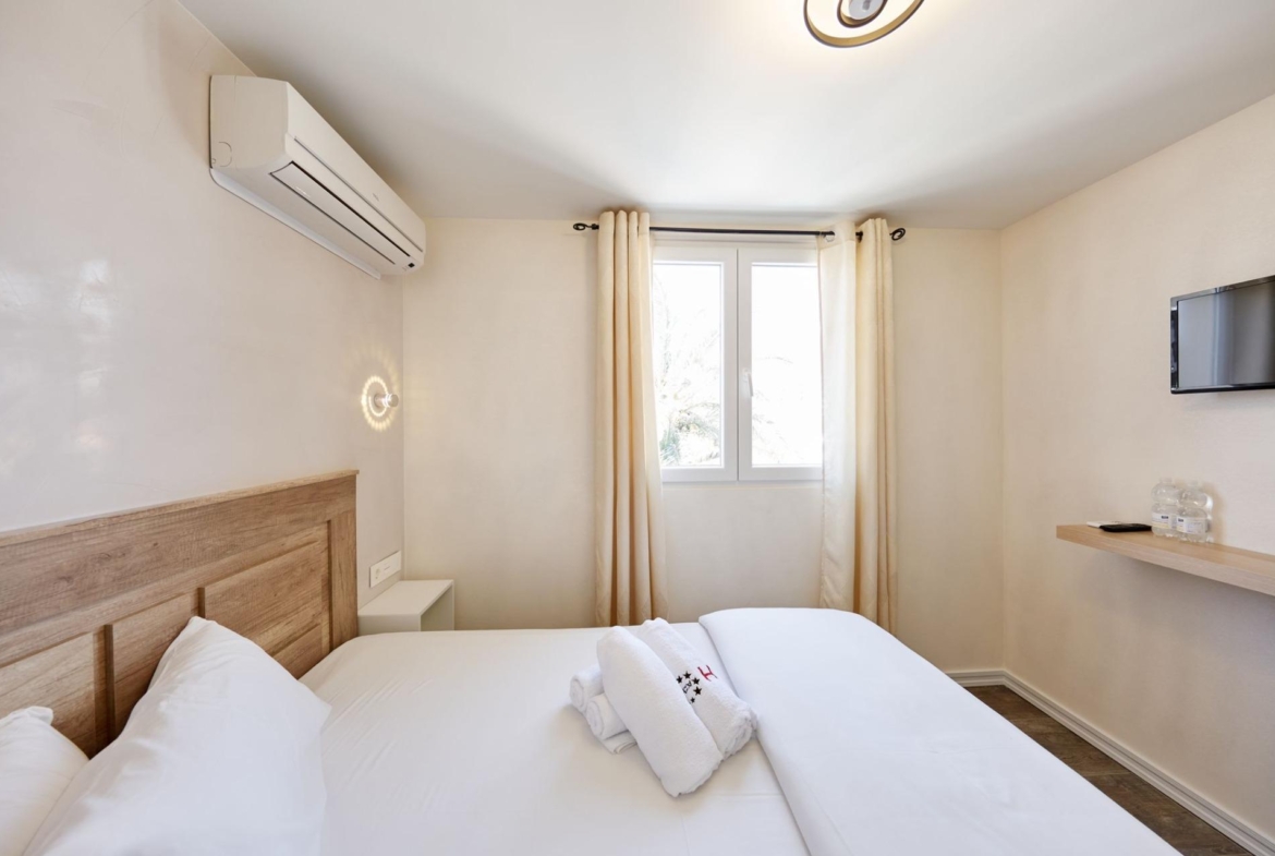 Magnífico Hotel Reformado en Cabo Huertas: IDEAL PARA INVERSORES