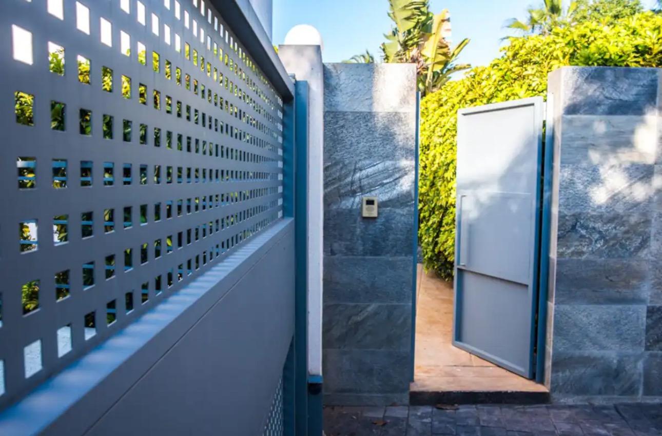 Luxury Villa in the central area of Albir