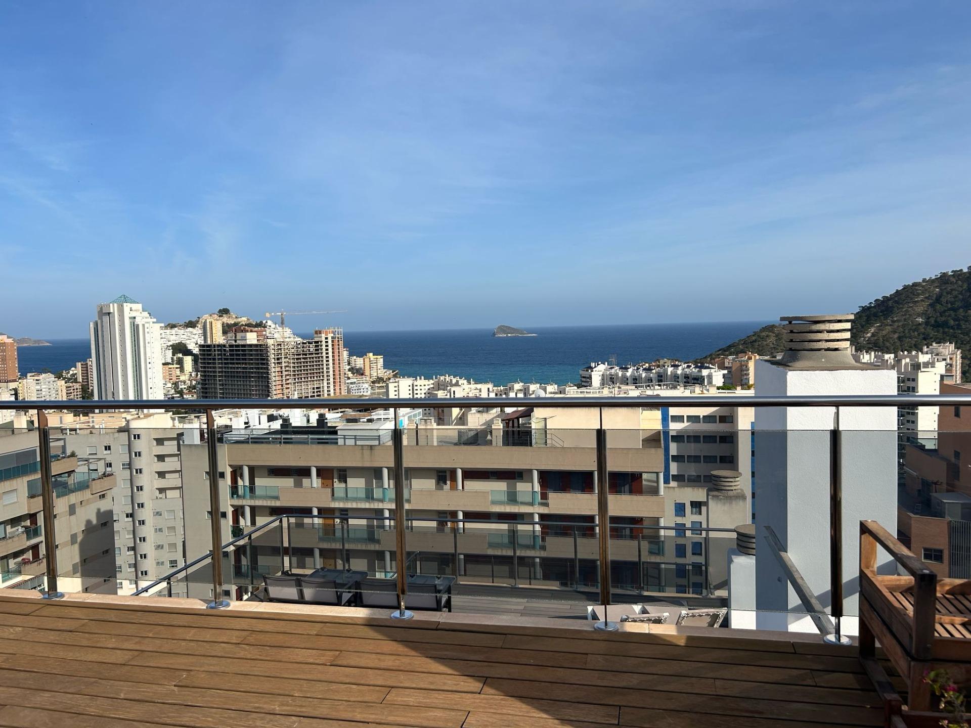 2-29-75 Luxe Penthouse in Cala de Finestrat: Een droom aan de Middellandse Zee