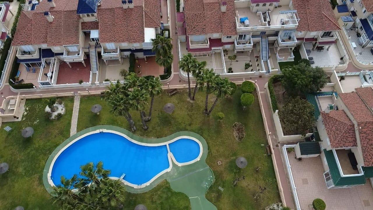 BUNGALOW PLANTA ALTA CON SOLÁRIUM EN ORIHUELA COSTA, ZENIAMAR I.