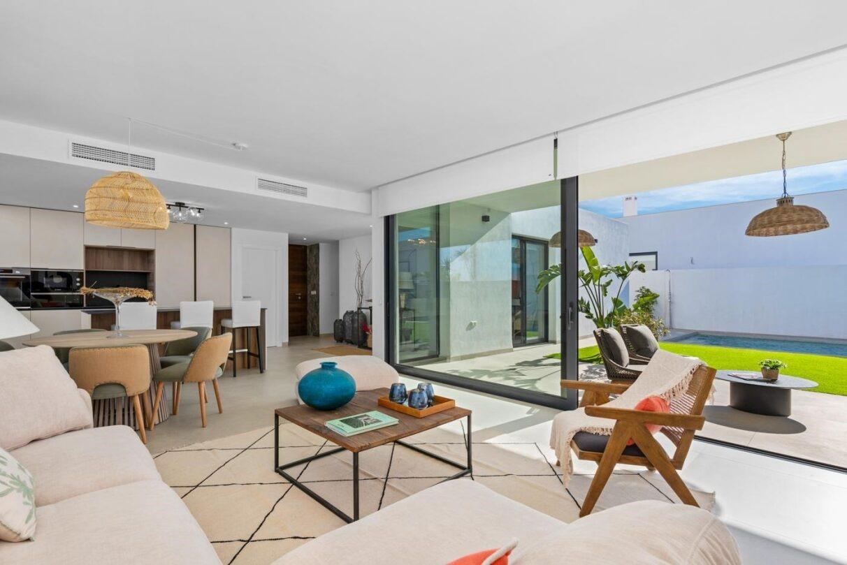 2-3-102 Luxury Villa with sea views and own pool in Mar de Cristal