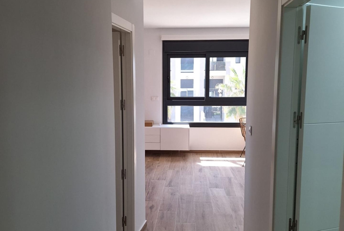 Nieuwbouw appartement in Villamartin met parkeerplaats en gemeenschappelijk zwembad