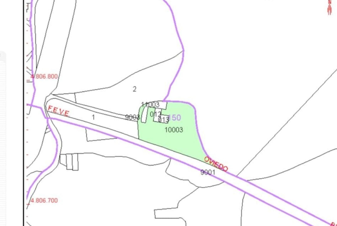 Unique opportunity in Llanes! Building plot for sale between the sea and the golf course