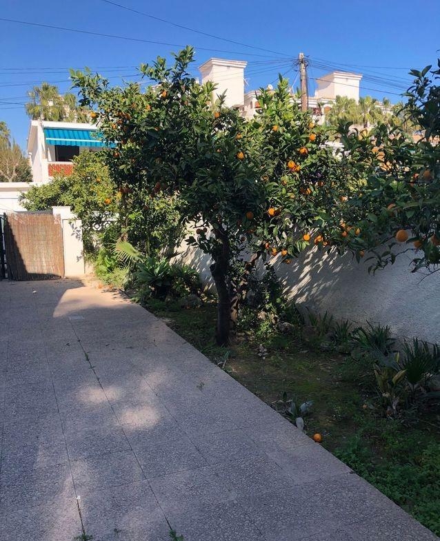🏡 Semi-detached house in Albir with a tourist license – just 200 meters from the sea! 🌊🌿