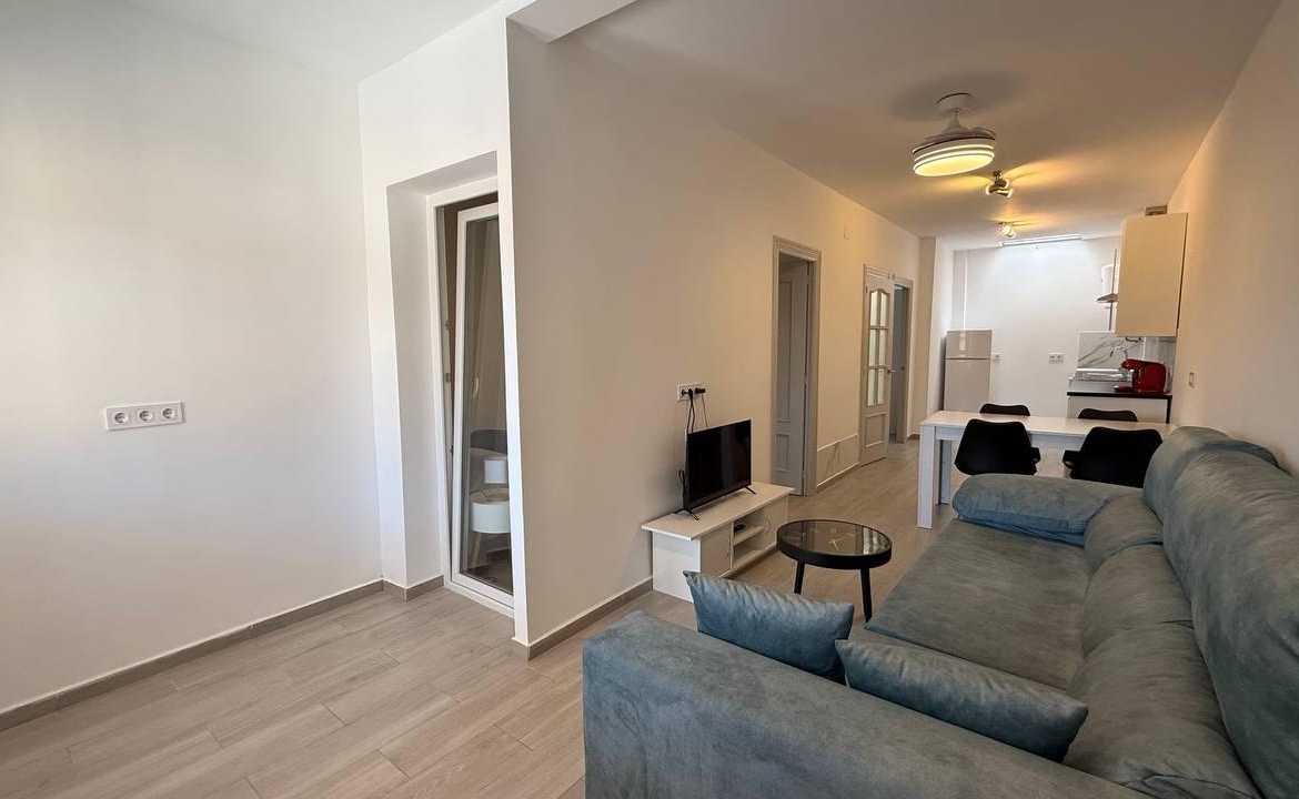 Bungalow with newly renovated, 2 bedrooms, 1 bathroom