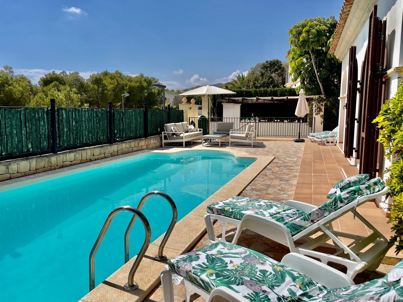 2-3-295 Charming Mediterranean Villa with Private Pool in Sierra Cortina