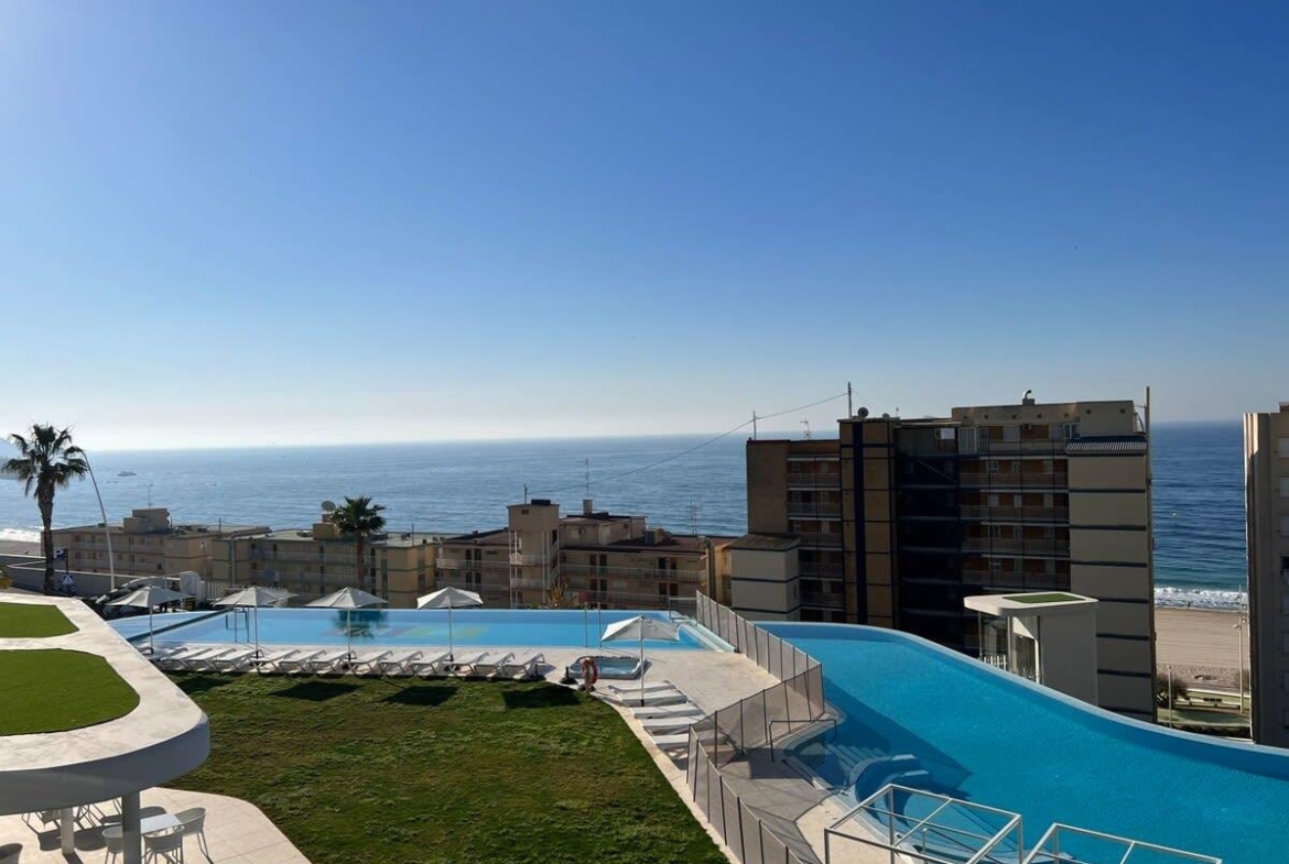 Stunning apartment in Sunset Cliffs, Benidorm