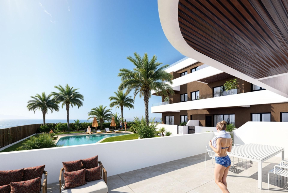 OBRA NUEVA EN GUARDAMAR DEL SEGURA! APARTAMENTO DE 2 DORM. 2 BAÑOS. TERRAZA DE 13 M2. PISCINA.