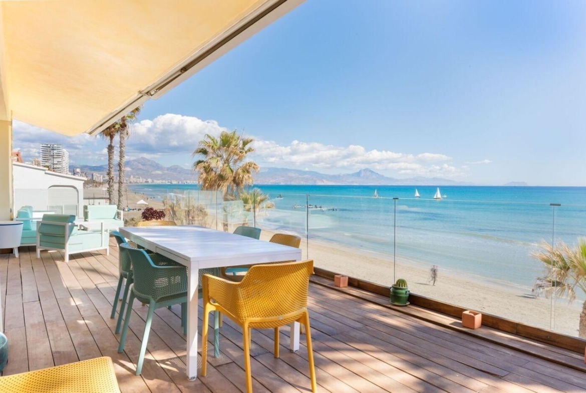 LUXURY VILLA OP HET ZAND IN CABO DE LAS HUERTAS