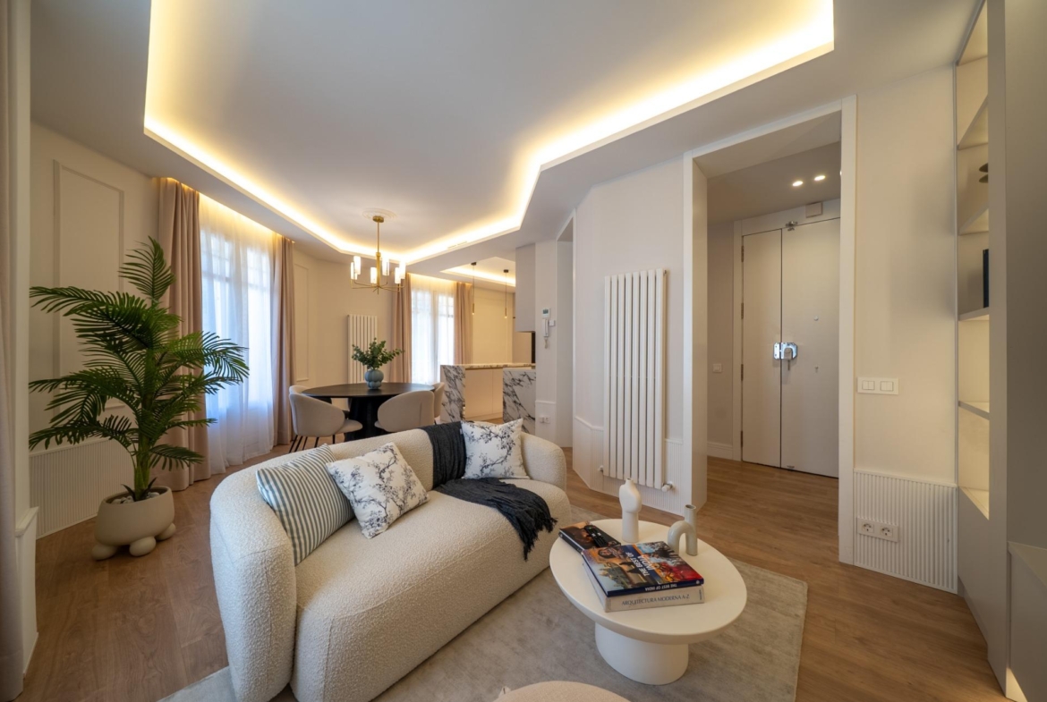 LUXURY APPARTMENT FOR SALE IN GOYA, SALAMANCA DISTRICT