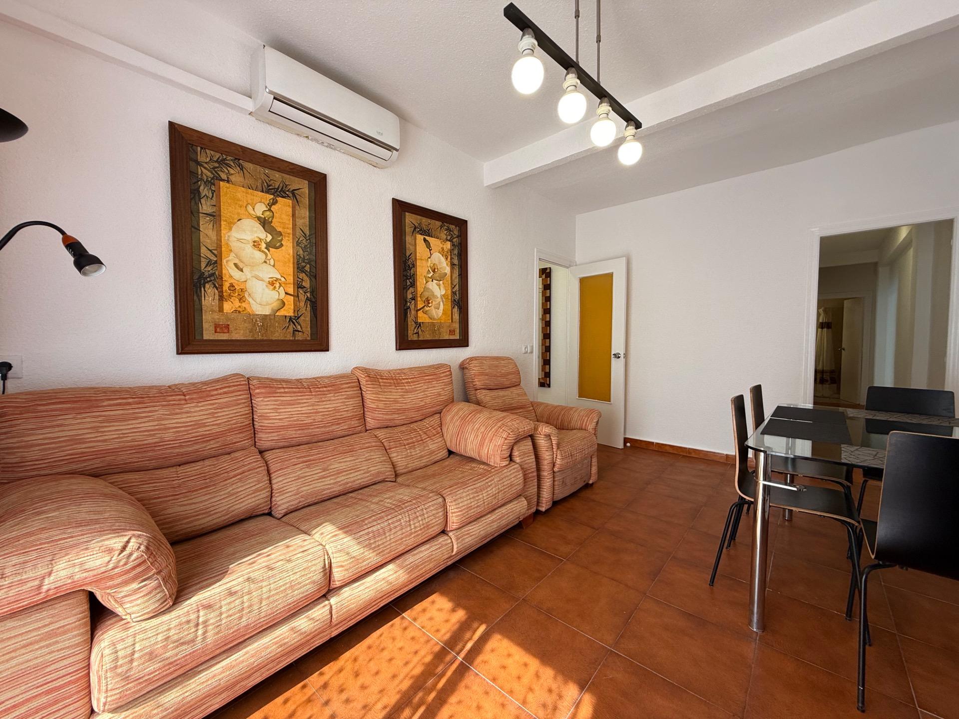 For Sale: Bright apartment in Alicante, Los Ángeles area