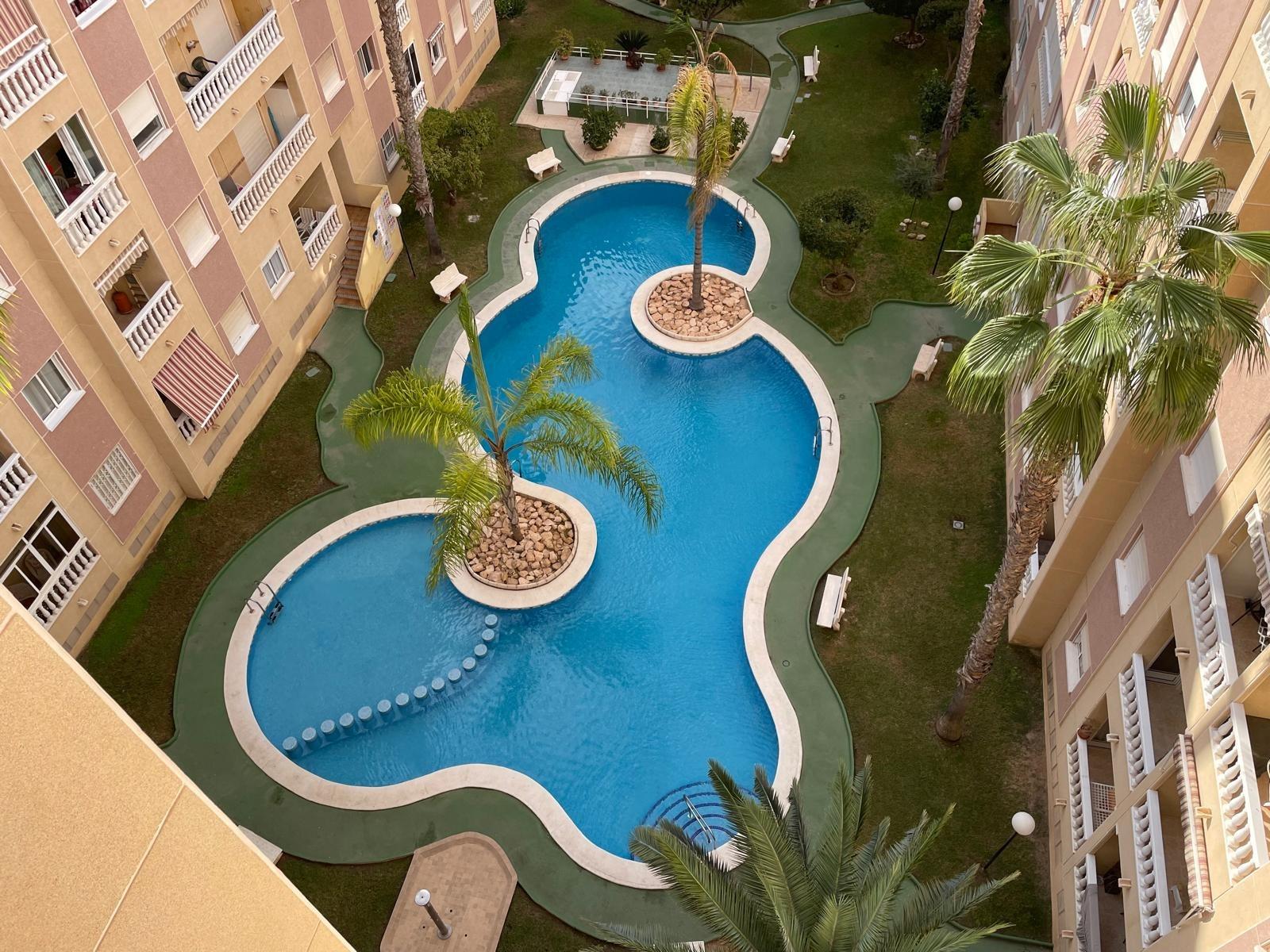 Charming Apartment in Torrevieja – Parque de las Naciones 🌞 2 bedrooms 1 bathroom with pool and garage