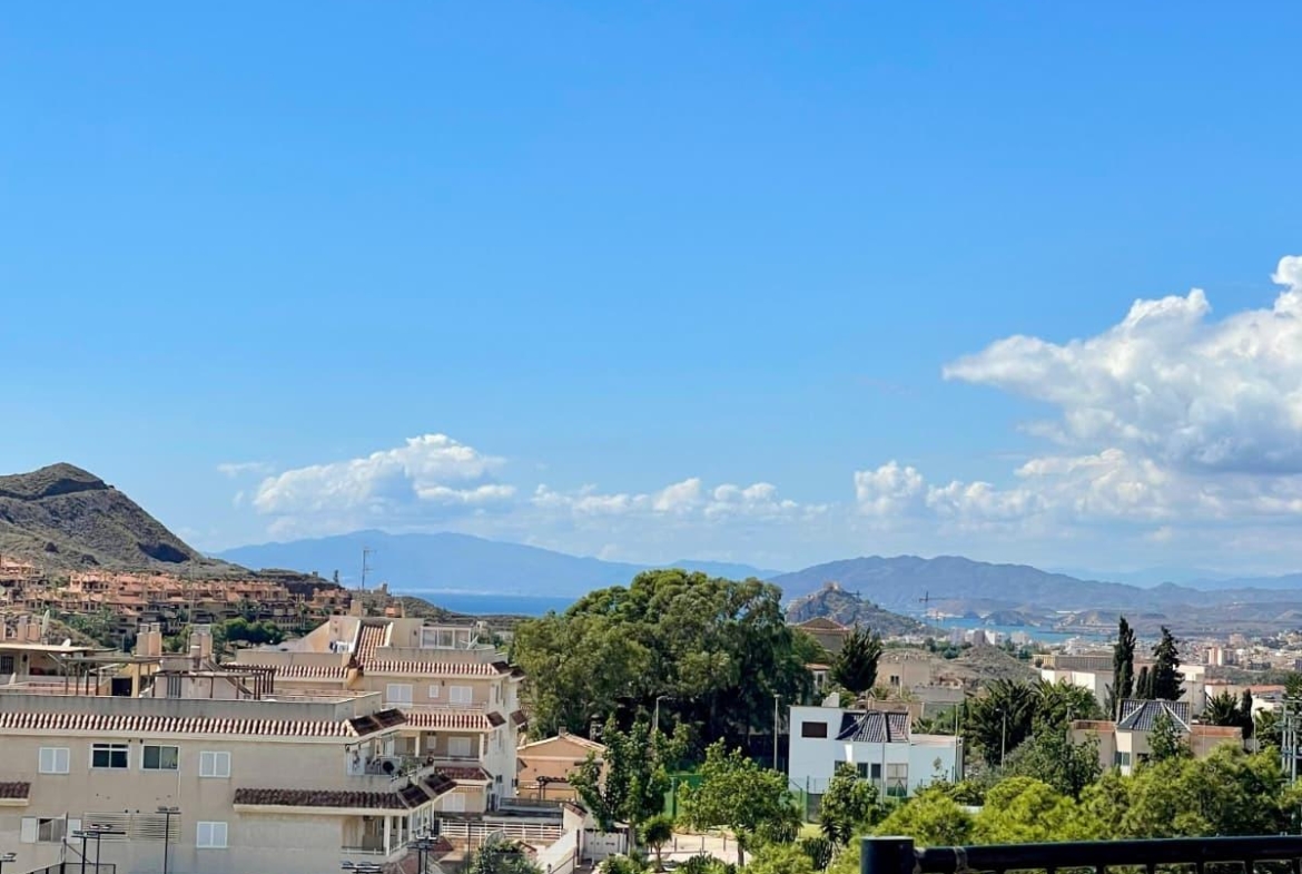 Your New Penthouse in Águilas Awaits You! 🏖️🌅 2 beds 1 bath pool and garage with sea and mountain