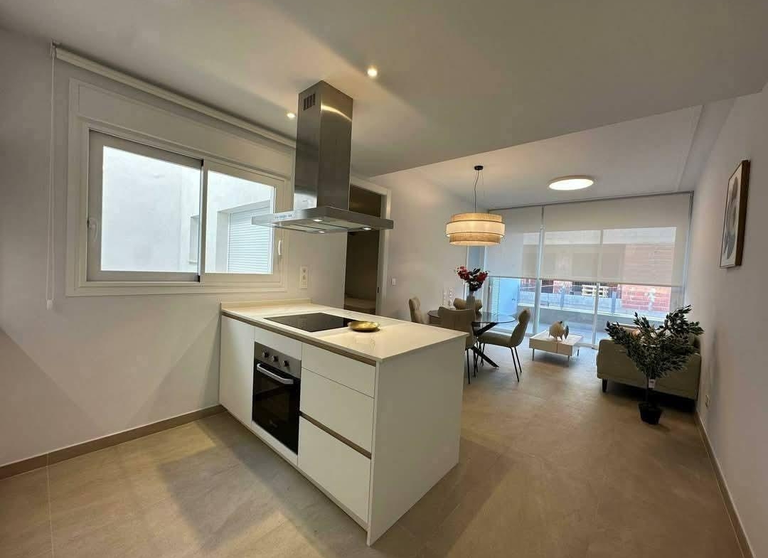 3 bedroom Apartment in Torrevieja, Del Mar Building by Amay, located on the beachfront of Los Locos Beach 🇪🇸🌴🌊