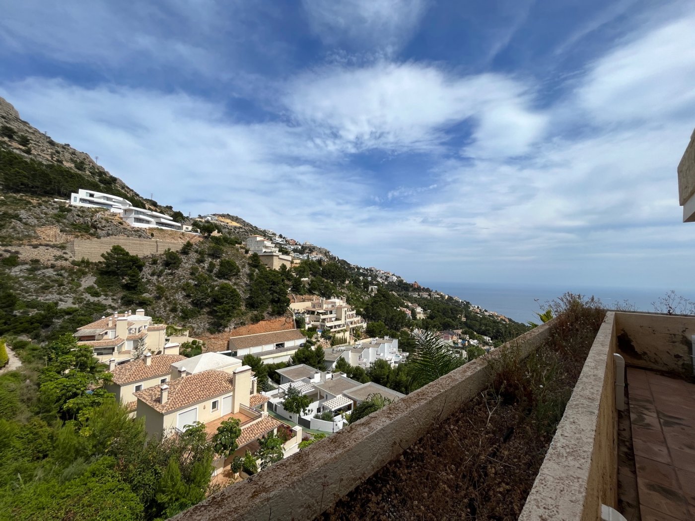 ALTEA HILLS EXCLUSIVE FLAT FOR SALE WITH SEA VIEWS