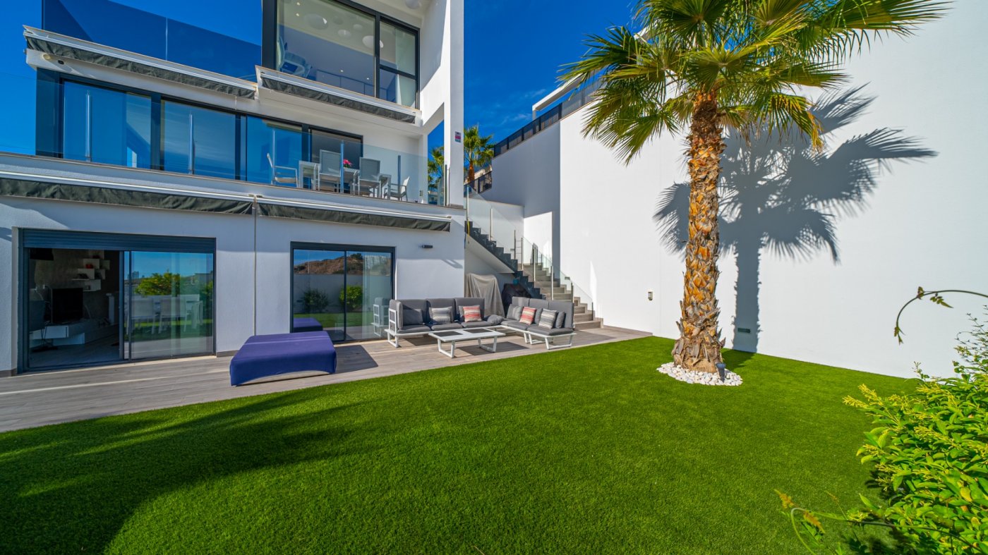VILLA DE LUJO EN VENTA EN FINESTRAT – BALCON DE FINESTRAT
