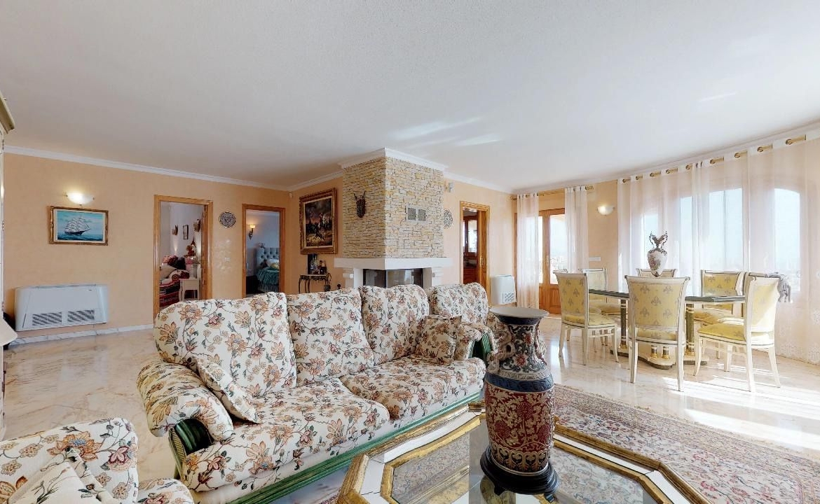 EXCLUSIEVE VILLA TE KOOP IN CALPE MET MARVELLOUS ZEEZICHTEN