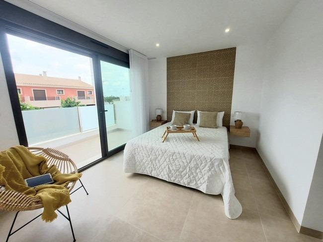NEW VILLAS TO BE DELIVERED OCTOBER 2023