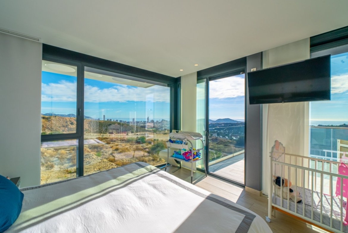 VILLA DE LUJO EN VENTA EN FINESTRAT – BALCON DE FINESTRAT