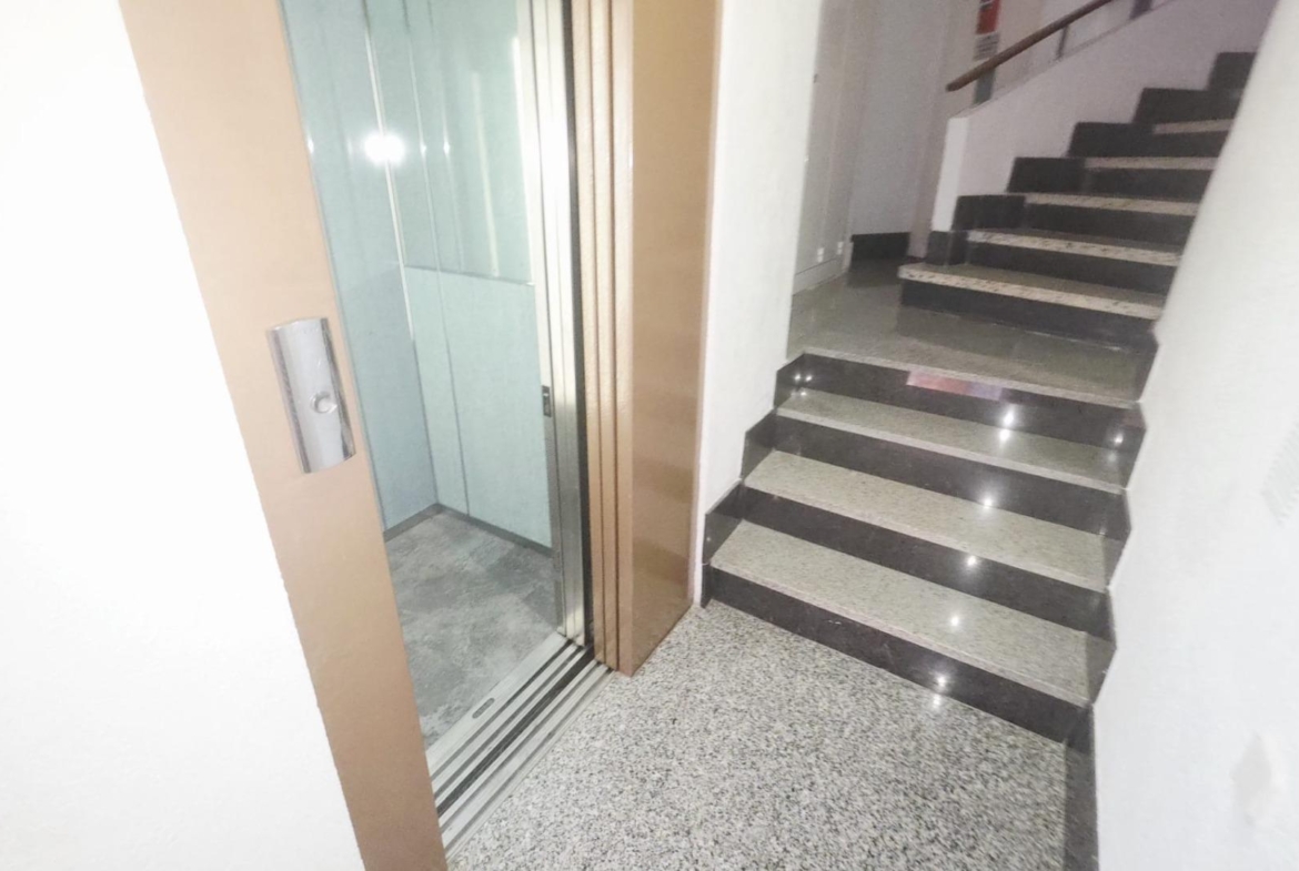 Magnifica vivienda en pleno centro de Alicante con ascensor y garaje, junto al Corte Inglés