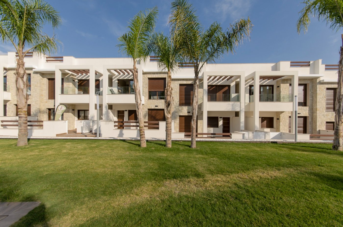 NIEUWE BUILD RESIDENTIAL VAN BUNGALOW APPARTEMENTS IN LOS BALCONES, TORREVIEJA