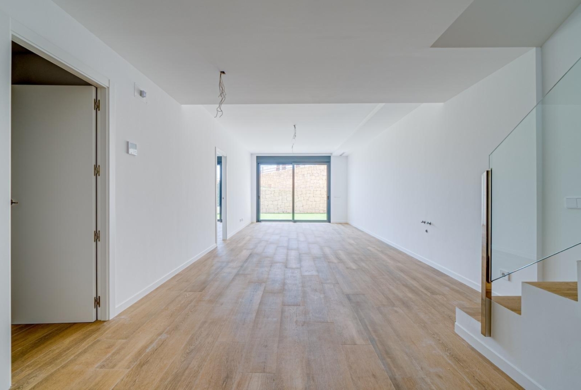 New spacious duplex in Finestrat.