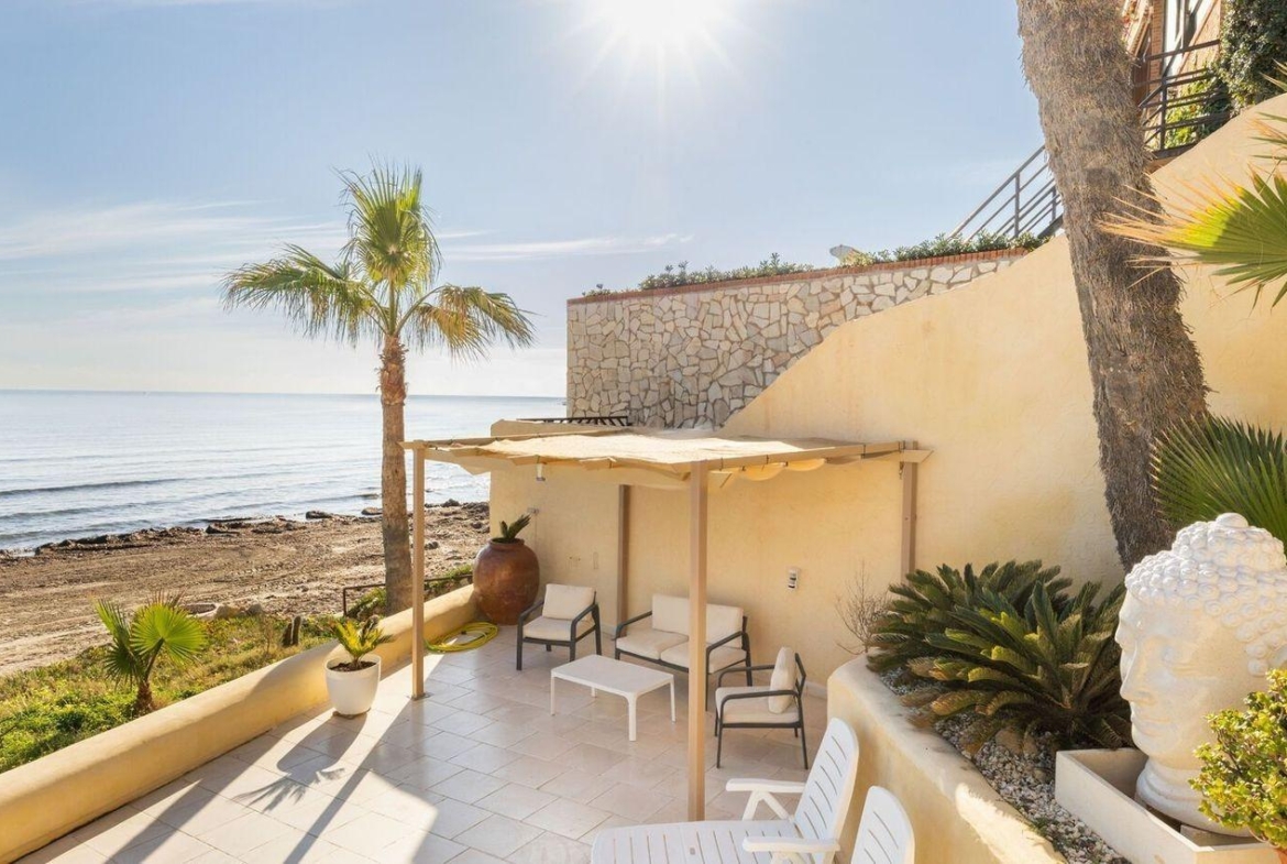 LUXURY VILLA OP HET ZAND IN CABO DE LAS HUERTAS