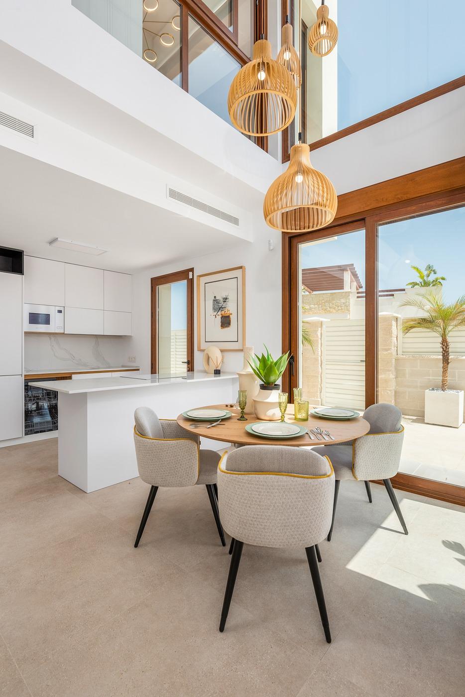 OBRA NUEVA EN VERA PLAYA. VILLA LAGUNA AZUL. 230M2 PARCELA. 3 DORM. 3 BAÑOS.