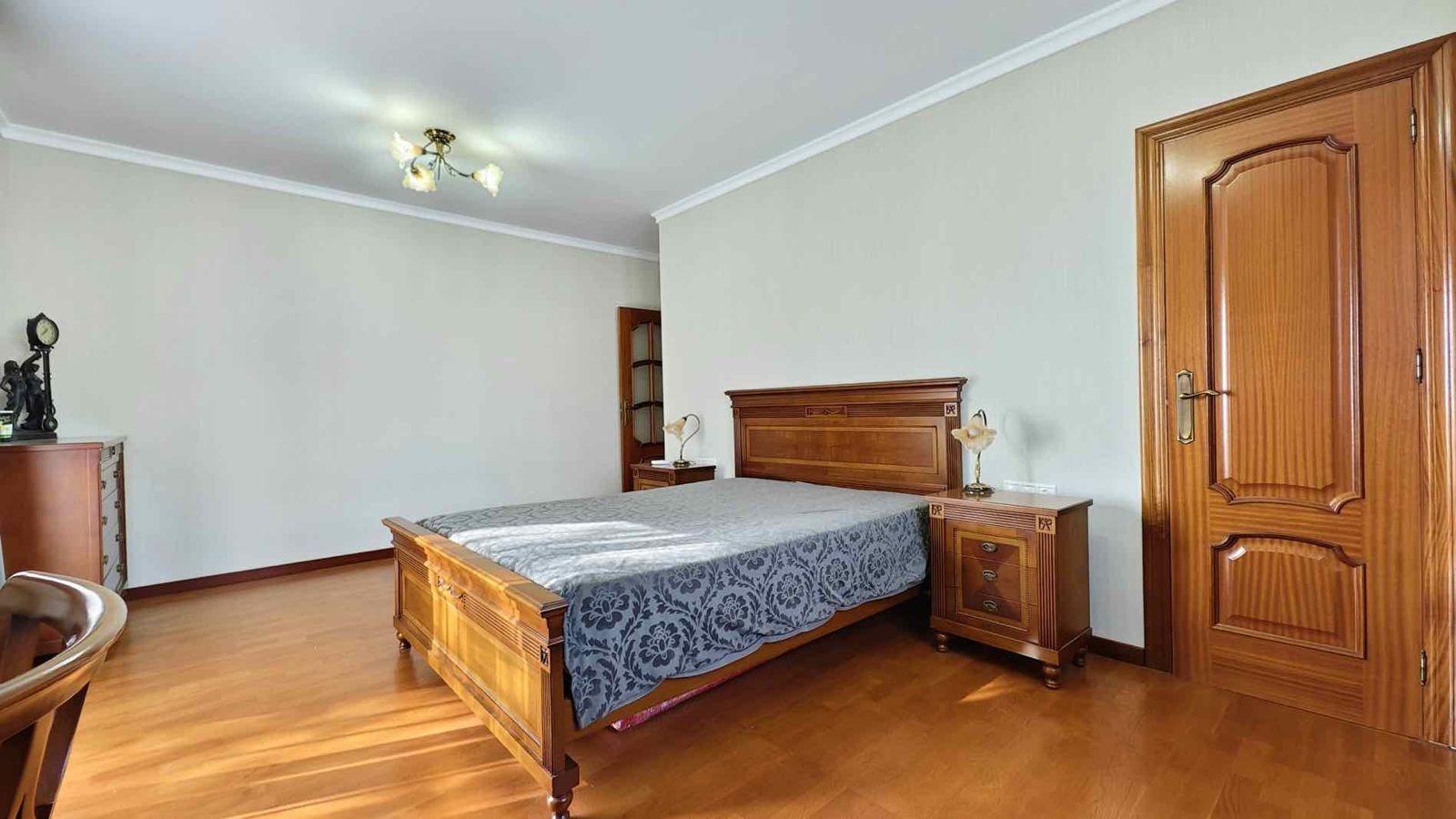 VILLA EN CIUDQUESADA. CON PISCINA PRIVADA. PARCELA 850M2. CASA 364 M2.
