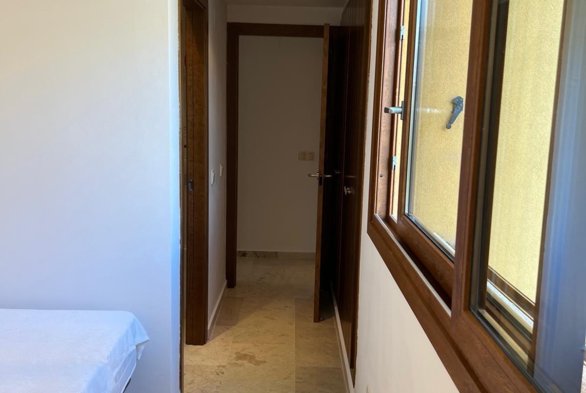 La Entrada ! Enorme apartamento en una de las mejores zonas de Costa Blanca !