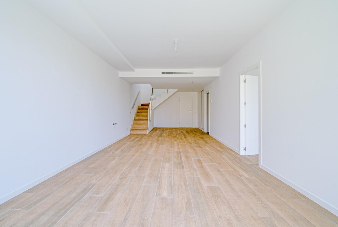 New spacious duplex in Finestrat.