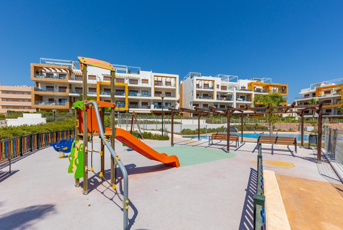 ESPECTACULAIR APPARTAMENTO CON LICENCIA TURISTICA. PISCINA.
