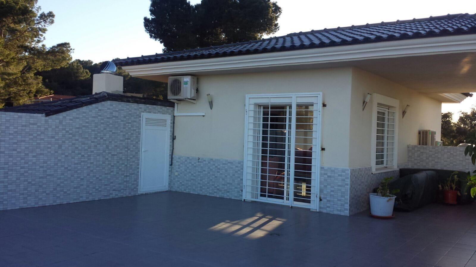 2-32-56 Villa de lujo en Picassent — Urbanización El Pinar 3