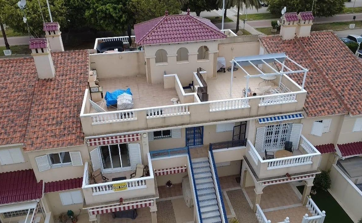 BUNGALOW PLANTA ALTA CON SOLÁRIUM EN ORIHUELA COSTA, ZENIAMAR I.