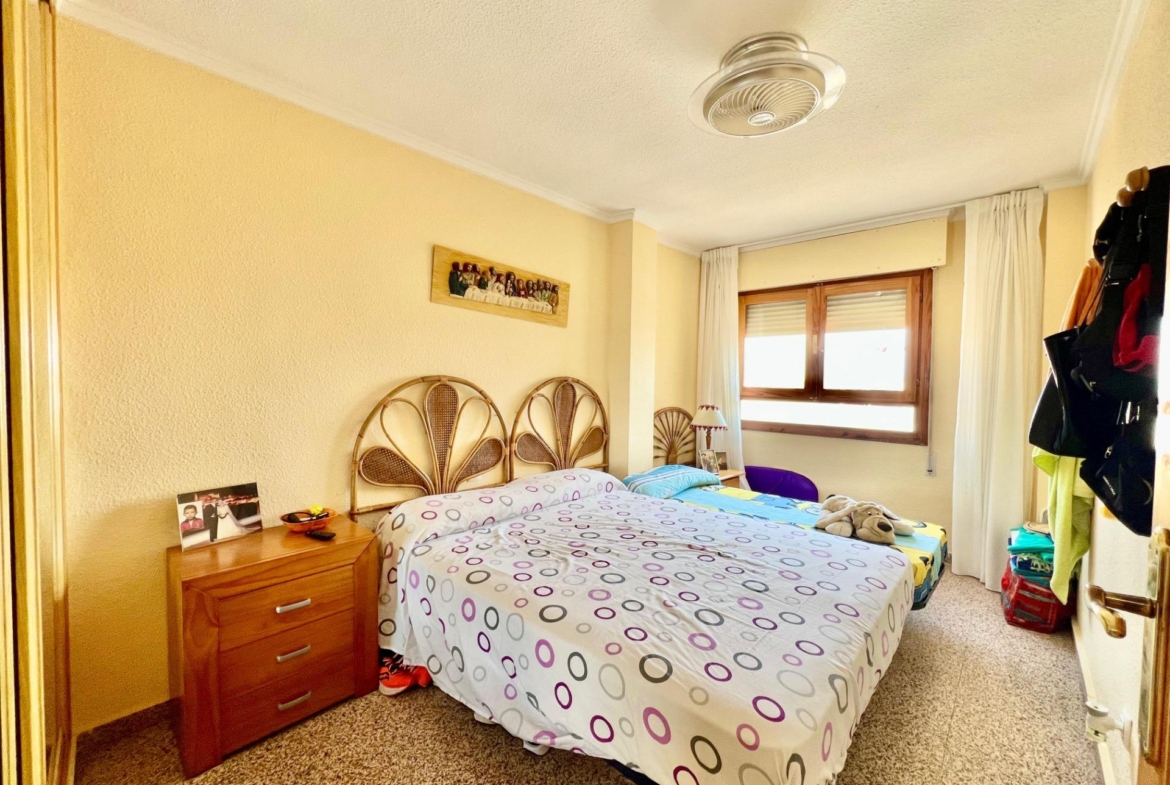 ESPACIOSO APARTAMENTO DE 3 HABITACIONES + PARKING + TRASTERO EN PLANTA 7 CON VISTAS AL MA